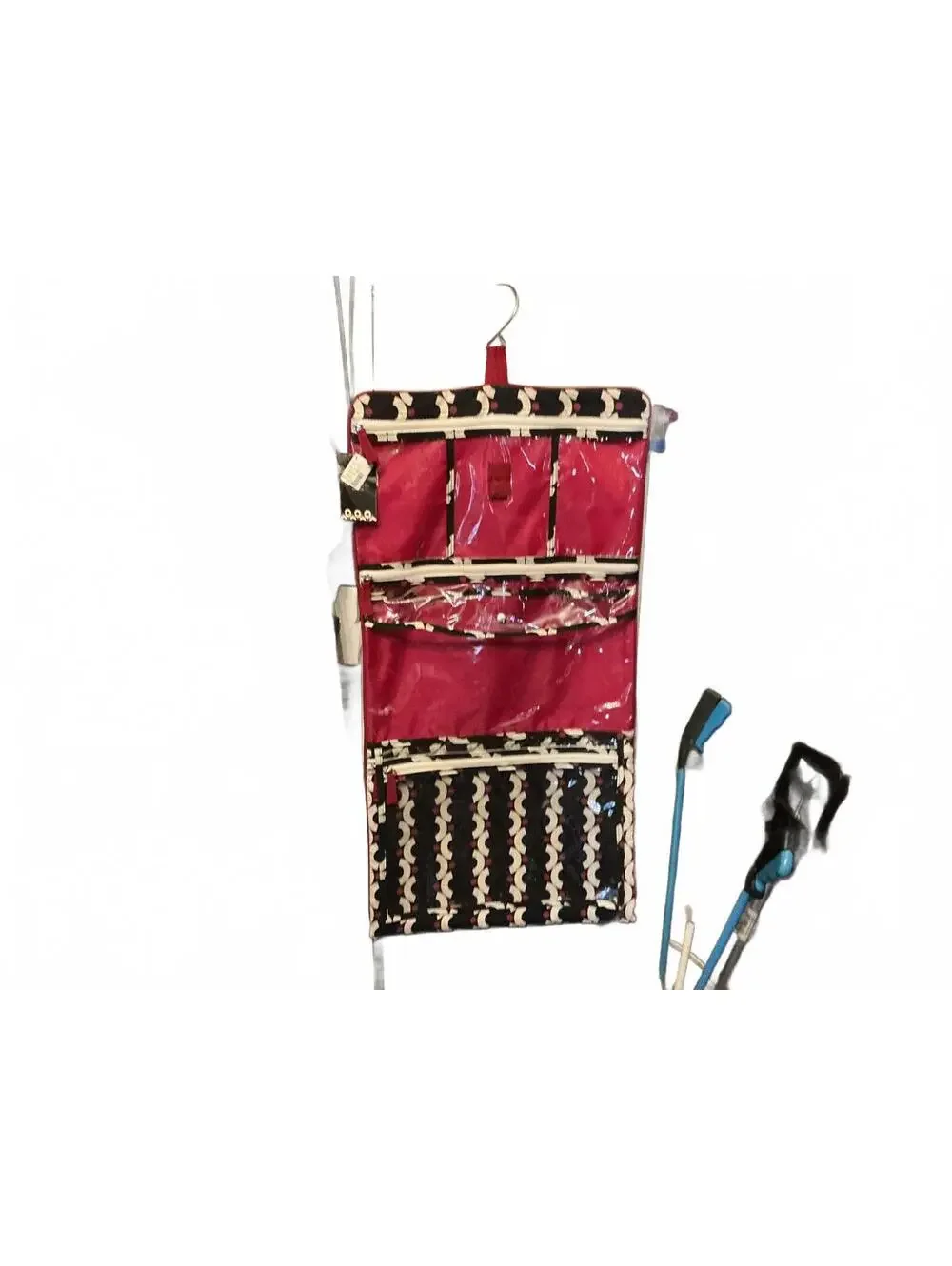 Hang Up Makeup Bag o4116